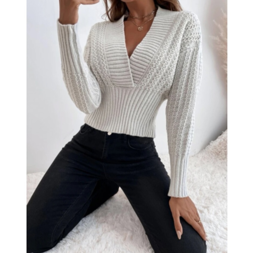 Cozy V neck wrap sweater - Picture 12 of 15